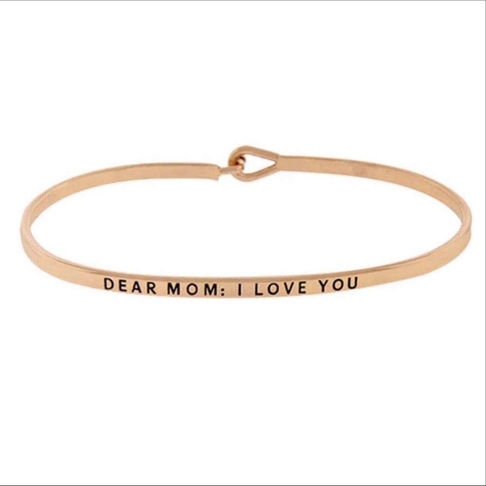DEAR MOM I LOVE YOU hooked bracelet